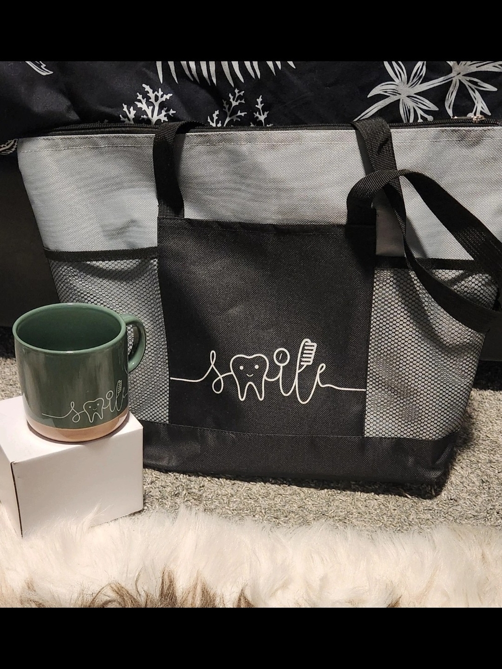 Smile Dental Tote Bag with Green Smile Mug